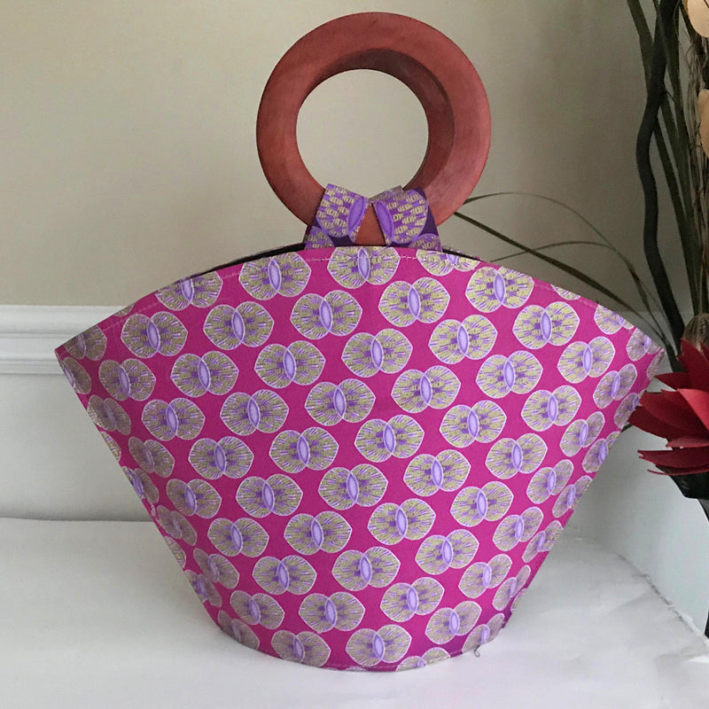 Ebele Hand Woven Raffia Fibers African Basket bag with wood handle - Big - Afrilege