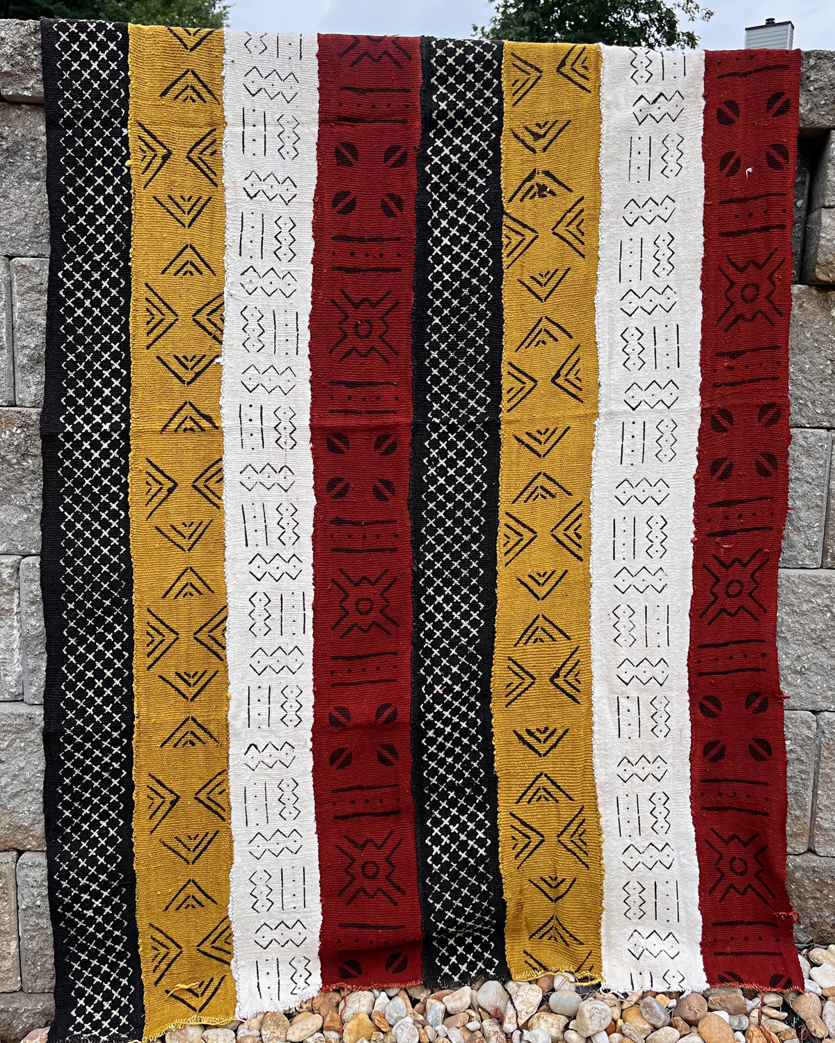 multicolorstripsAfricanbogolan