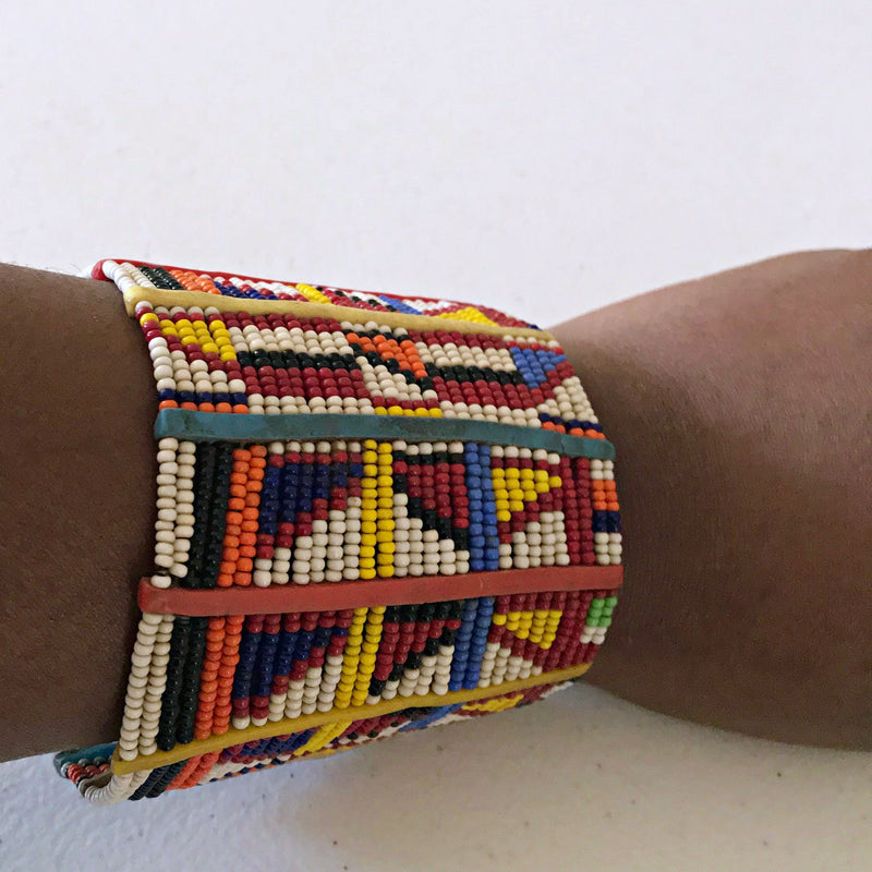 2 Beaded Maasai bracelets with matching necklace – Tafrija African  Accessories