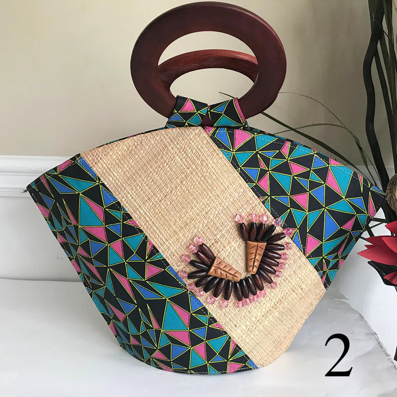 Abayomi Hand Woven Raffia Fibers African Basket bag with wood handle - Big - Afrilege