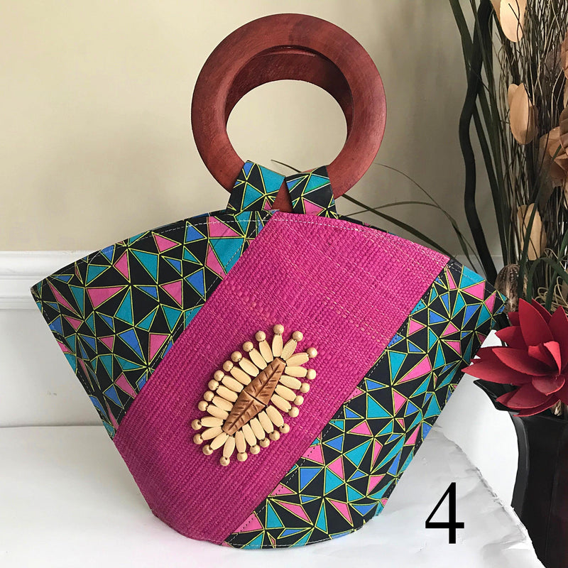 Abayomi Hand Woven Raffia Fibers African Basket bag with wood handle - Big - Afrilege