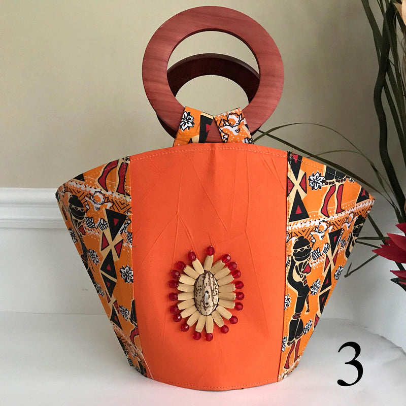 Masika Hand Woven Raffia Fibers African Basket bag with wood handle - Big - Afrilege